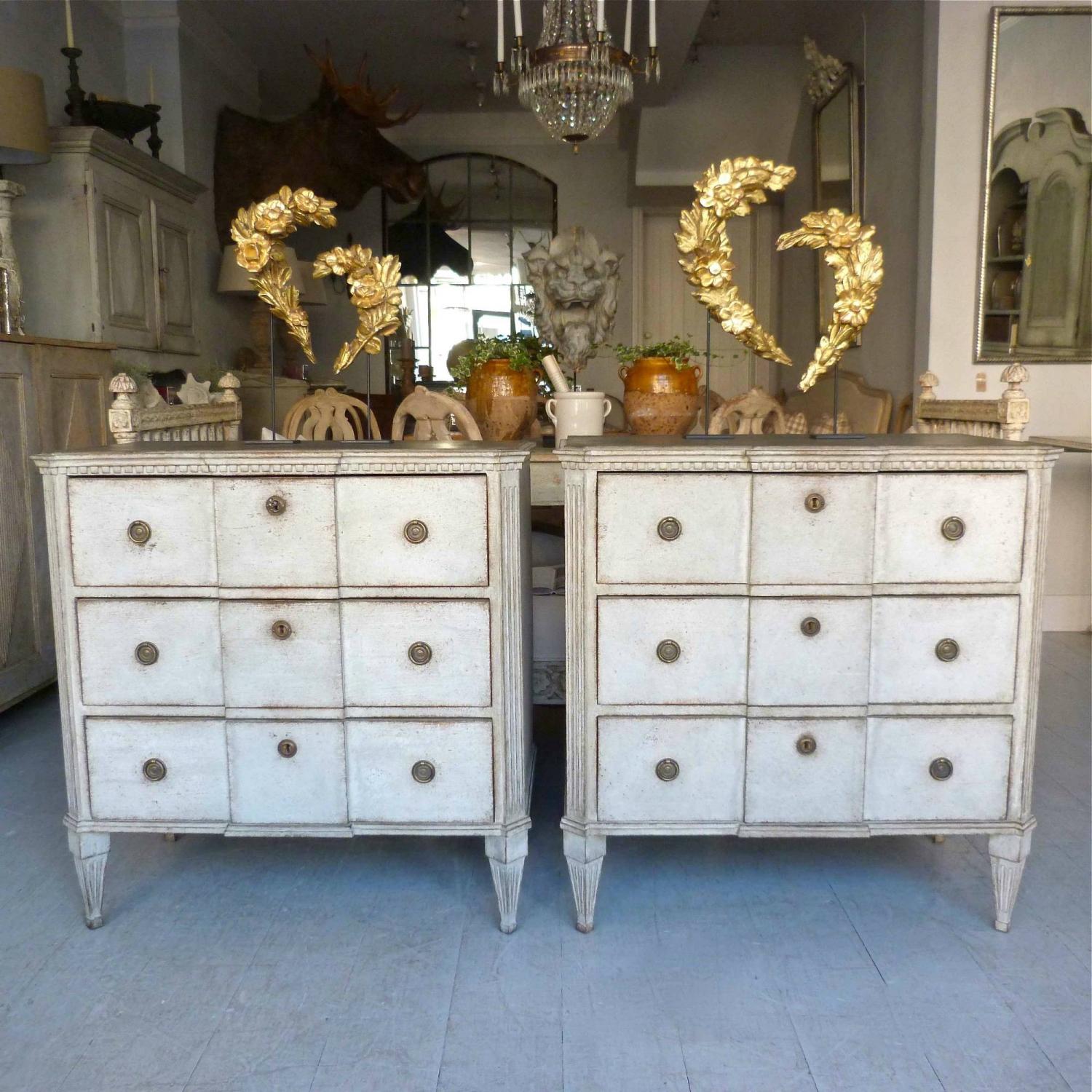 PAIR OF SWEDISH GUSTAVIAN STYLE BEDSIDE CHESTS