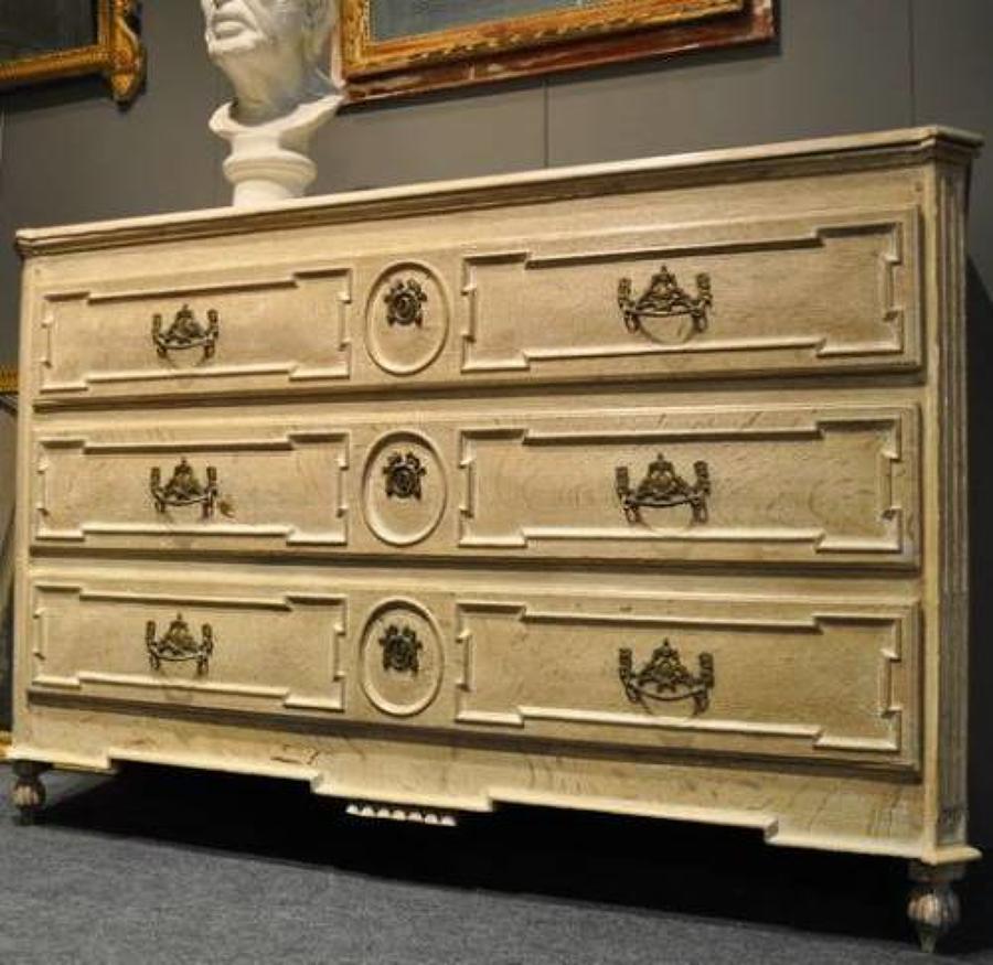 18TH CENTURY LOUIS XVI LIMED OAK CHEST OF DRAWERS