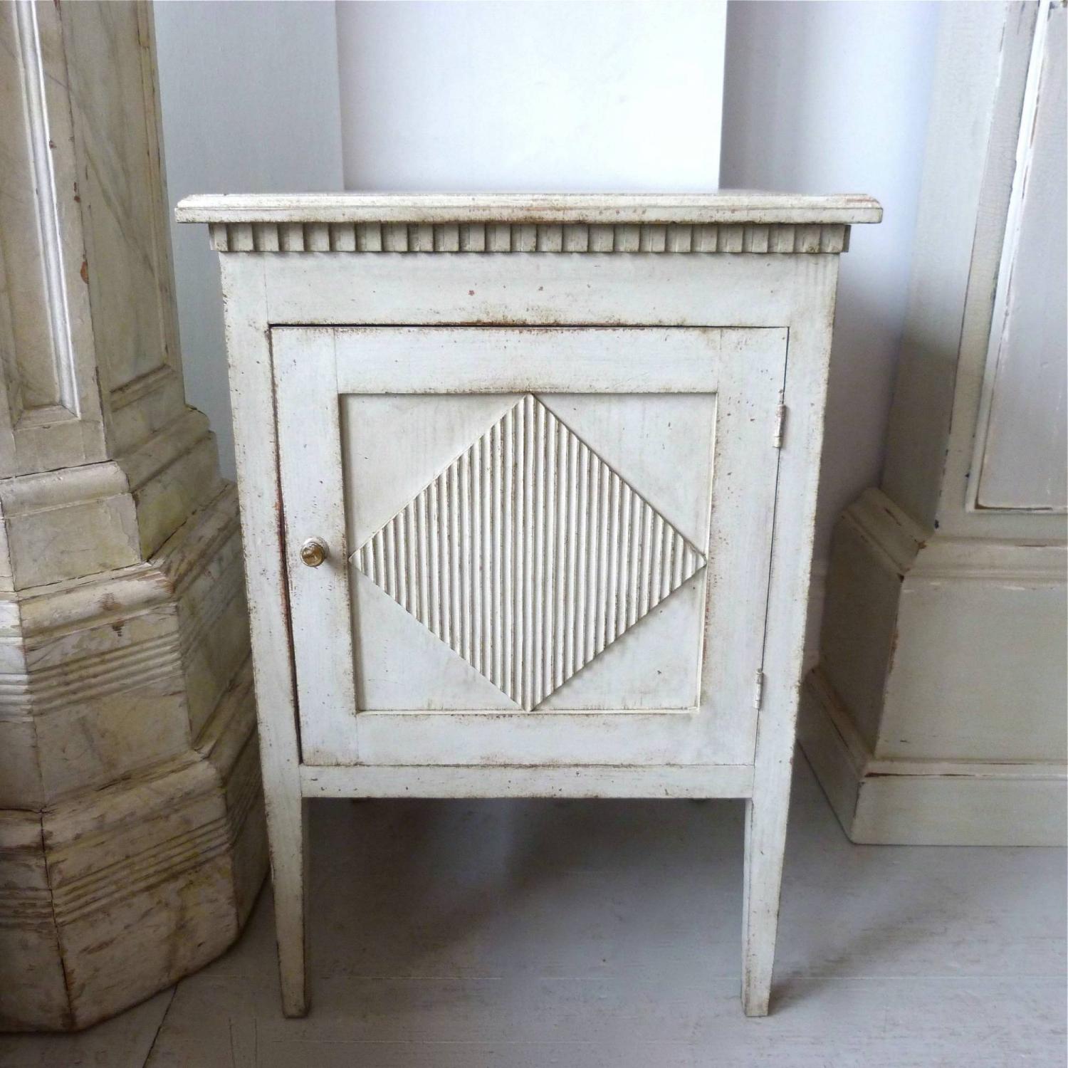 PAIR OF SWEDISH GUSTAVIAN STYLE BEDSIDE CABINETS