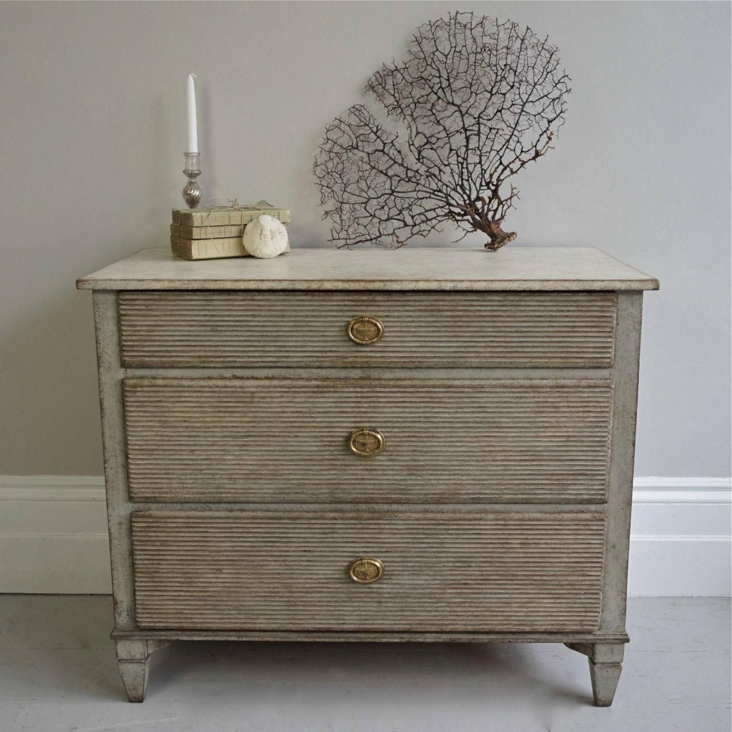 DECORATIVELY CARVED SWEDISH GUSTAVIAN STYLE CHEST 