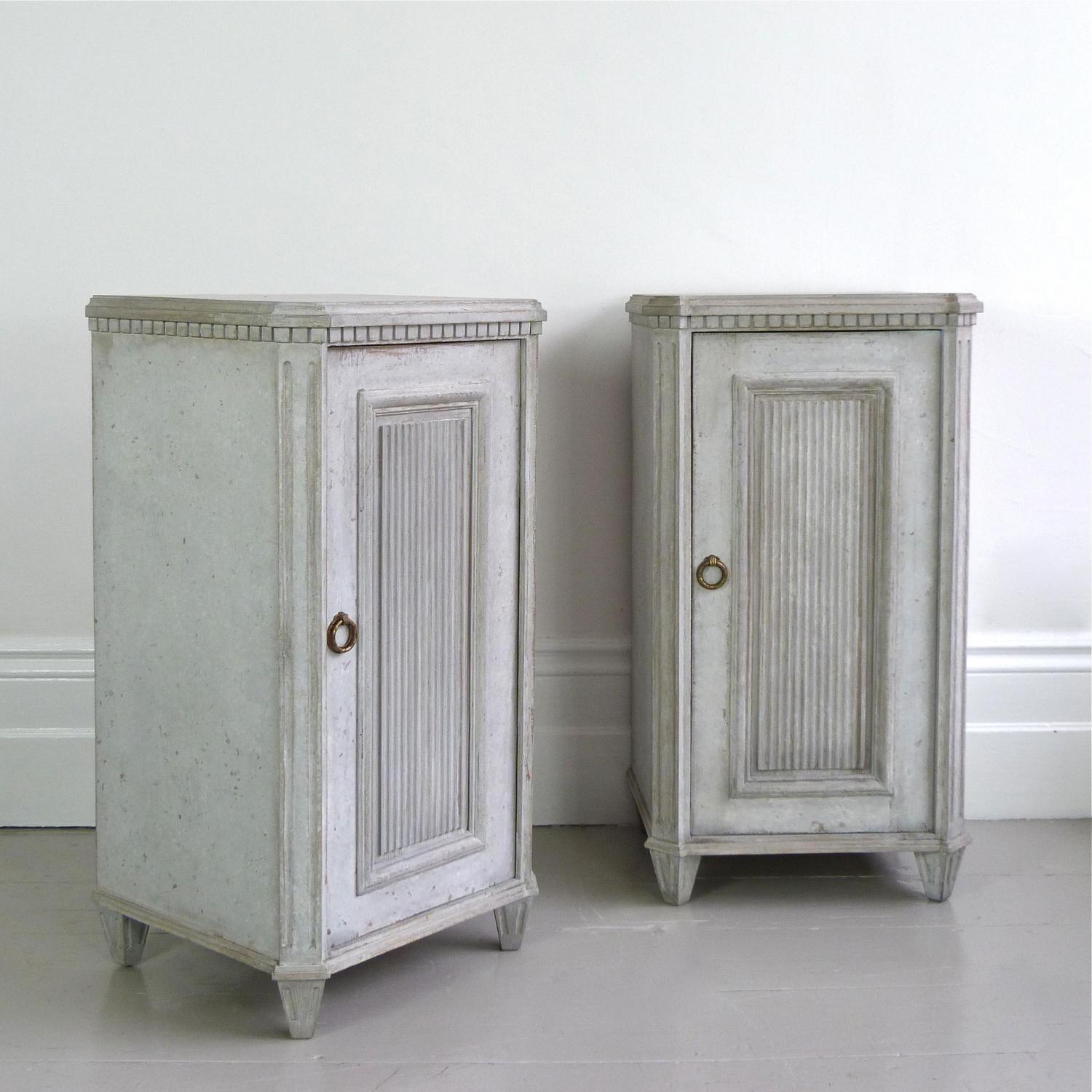 PAIR OF SWEDISH GUSTAVIAN STYLE BEDSIDES
