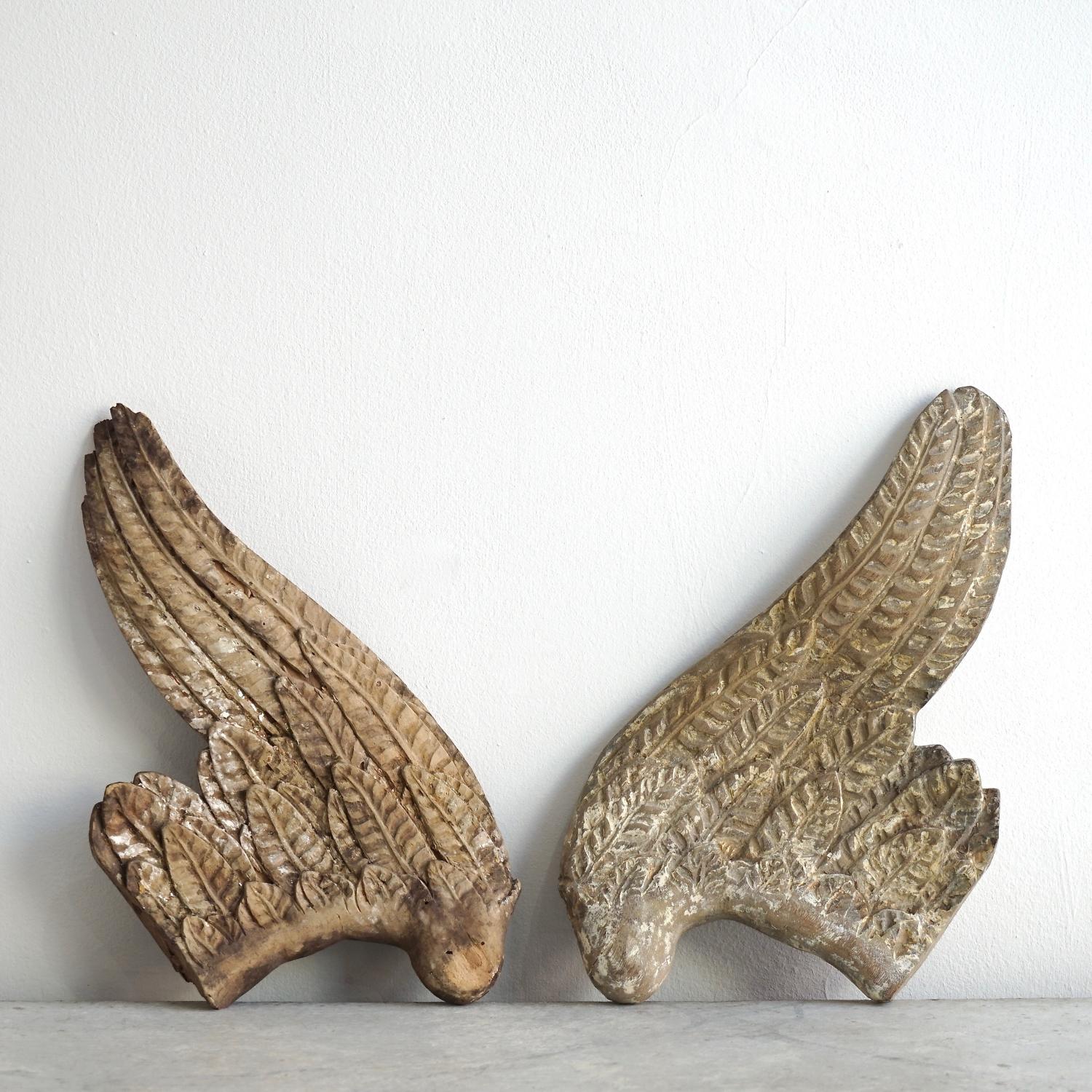 PAIR OF RARE 18TH CENTURY CARVED WOOD ANGELS WINGS