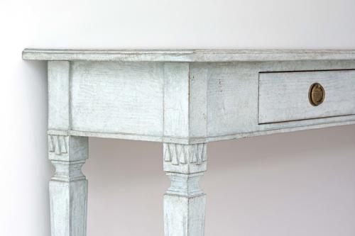 LUDVIG GUSTAVIAN CONSOLE TABLE