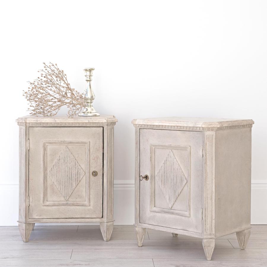 PAIR OF GUSTAVIAN BEDSIDES