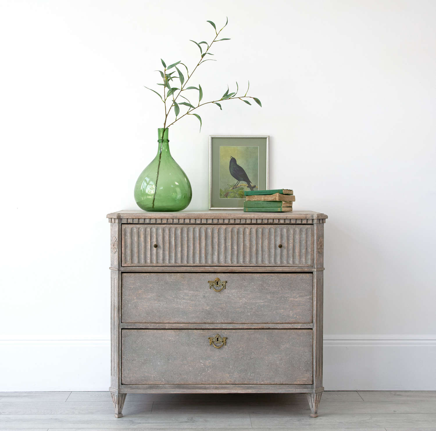 GUSTAVIAN CHEST OF DRAWERS