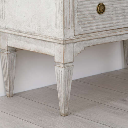 ELISABETTA GUSTAVIAN CHEST