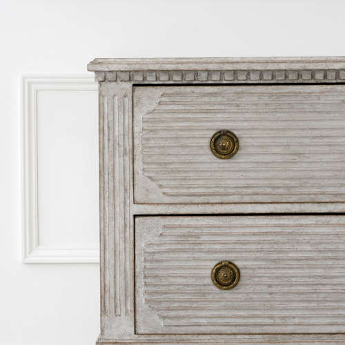 ELISABETTA GUSTAVIAN CHEST