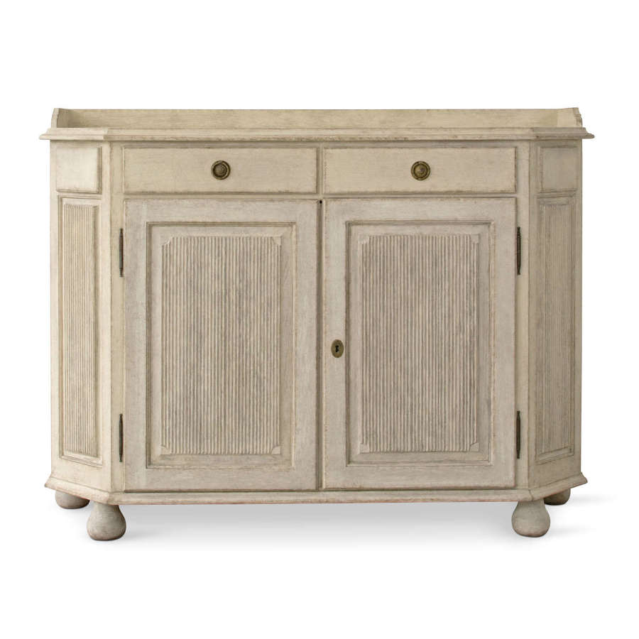 BAROK TRAPEZOID SIDEBOARD