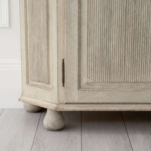 BAROK TRAPEZOID SIDEBOARD