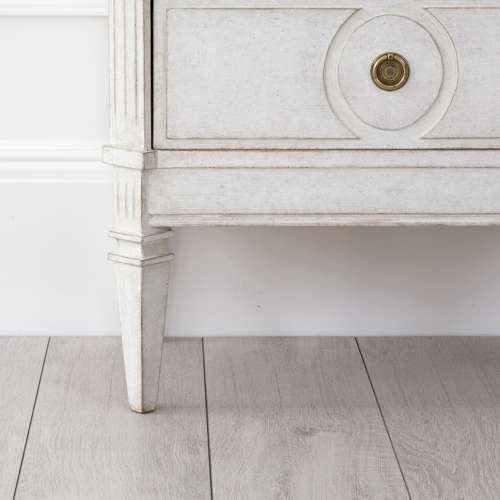 BRIGITTA GUSTAVIAN BEDSIDE CHEST