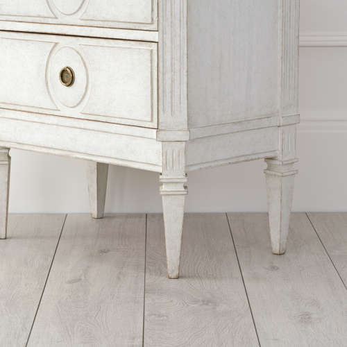BRIGITTA GUSTAVIAN BEDSIDE CHEST